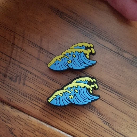 Croc Charms - Vacation Theme Set of 5 - Picture 4 of 7